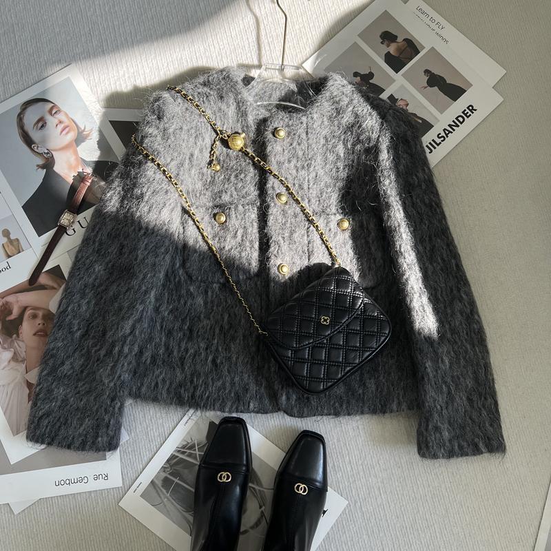 Damen Strickjacke mit goldenen Knöpfen Eveloria - Eveloria