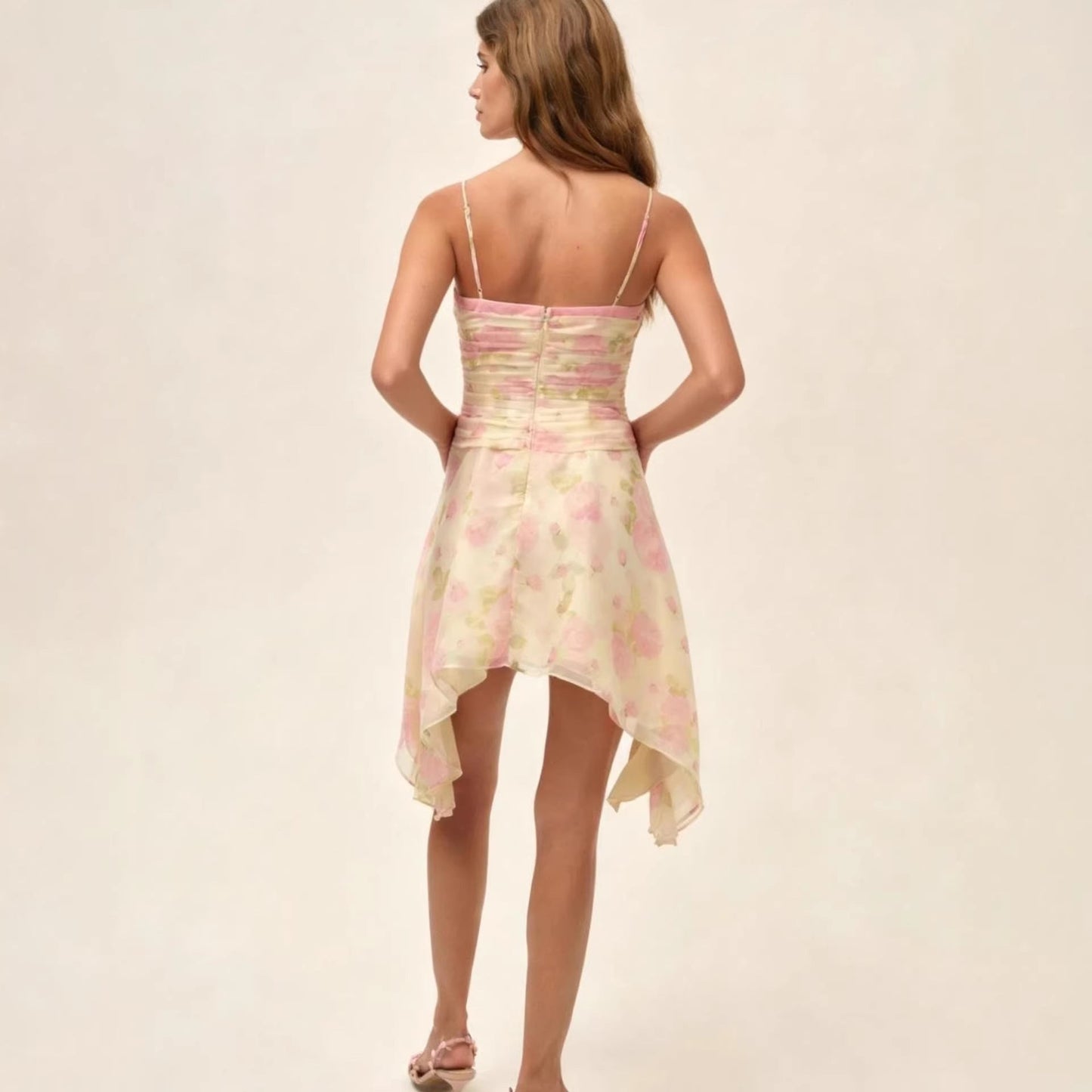 Damen Mini-Kleid Flower-Print Asymmetrisch Elegantes Raffdesign