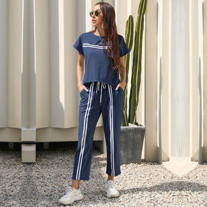 Damen Sportset Gestreiftes Oberteil und Hose Bequem Eveloria