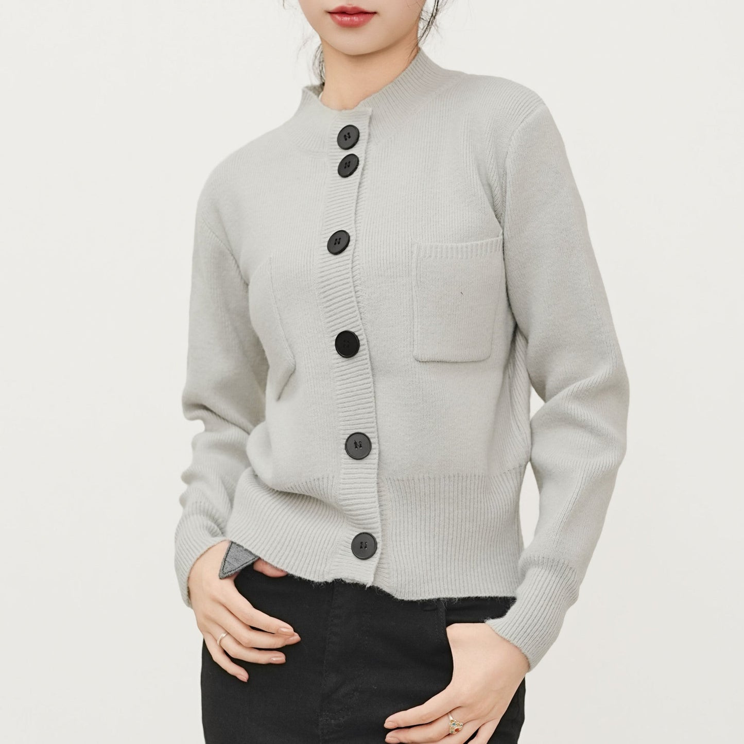 Damen Strickcardigan mit Knöpfen und aufgesetzter Tasche - Eveloria