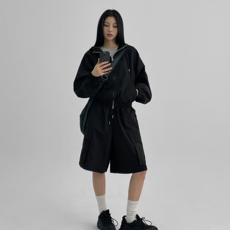 Damen Sportjacke mit kurzen Hosen Eveloria