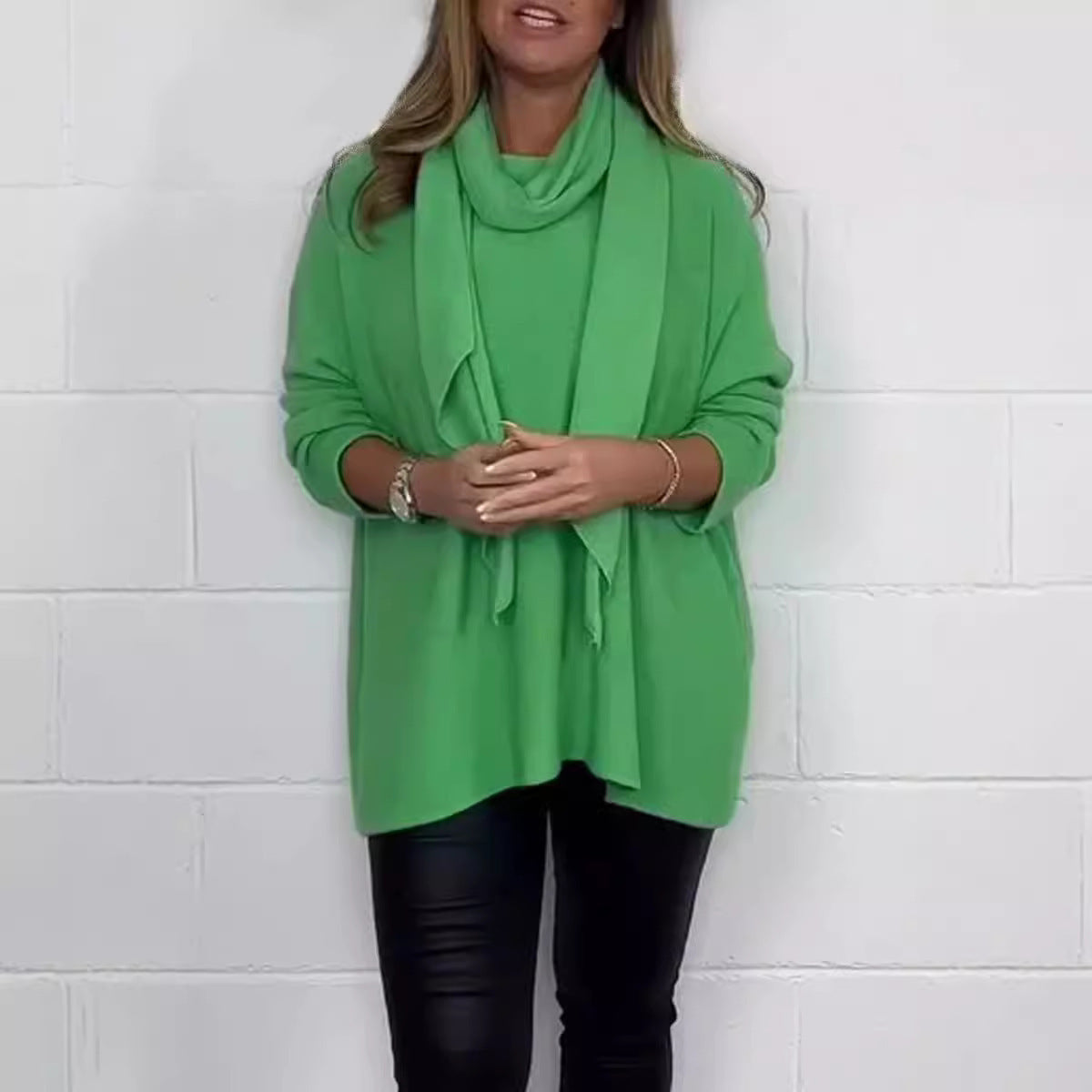 Damen Pullover Relaxed Fit mit Schal Eveloria