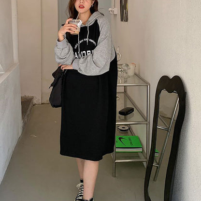 Damen Oversized Hoodie-Kleid mit Grafikdruck und Seitentaschen