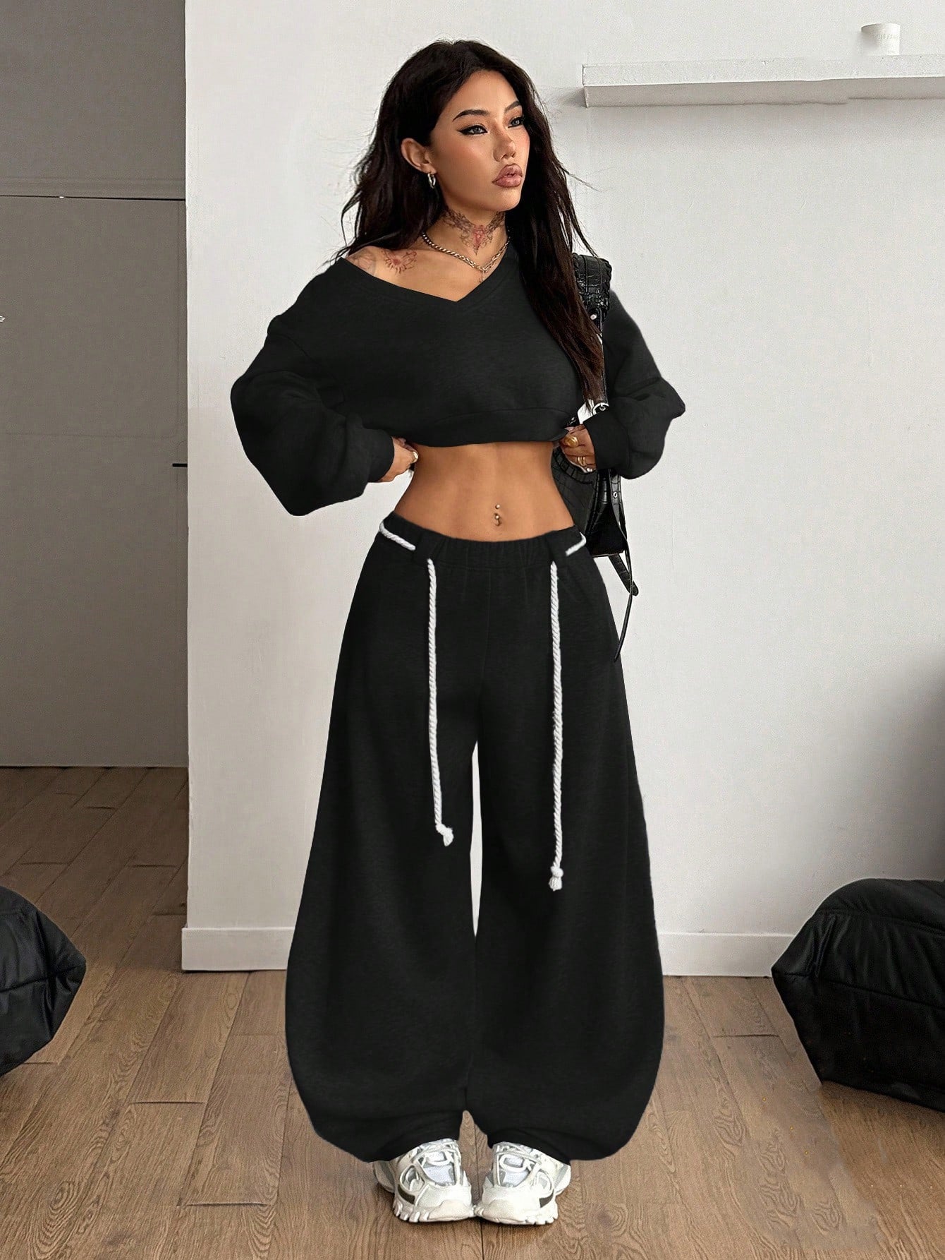 Damen Crop- Set mit weiter Hose Eveloria