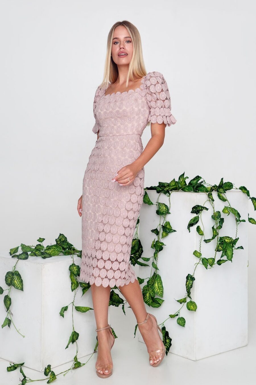Damen Spitzenkleid Schulterfrei Voluminöse Ärmel Eveloria