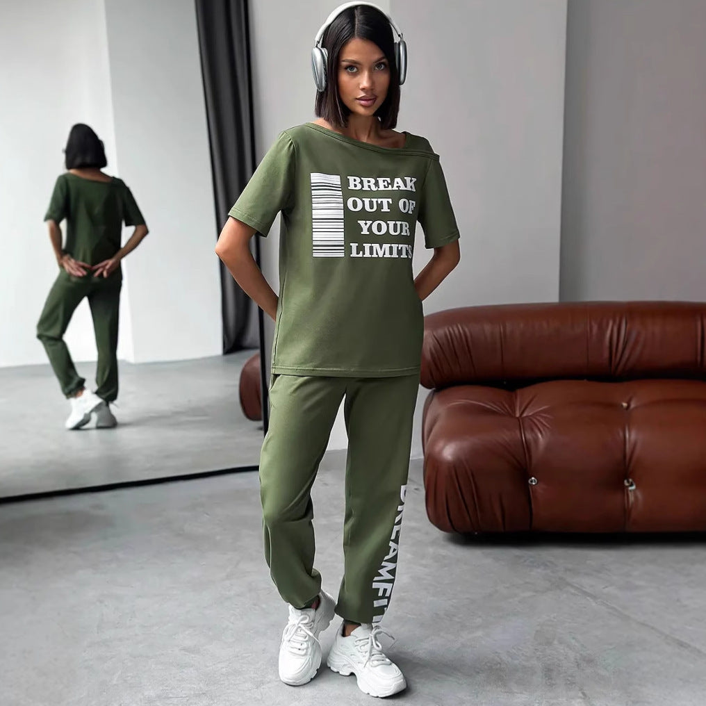 Damen Sportlicher Lounge-Anzug Cut-Out-Ärmel Statement-Druck Eveloria - Eveloria