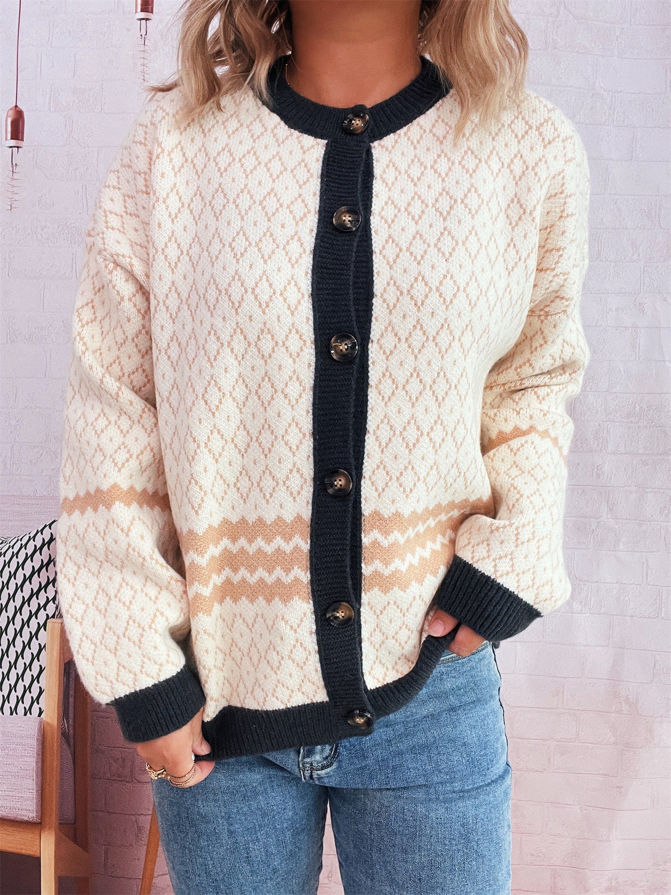 Damen Strickjacke Geometrisches Muster Elegante Knöpfe Eveloria