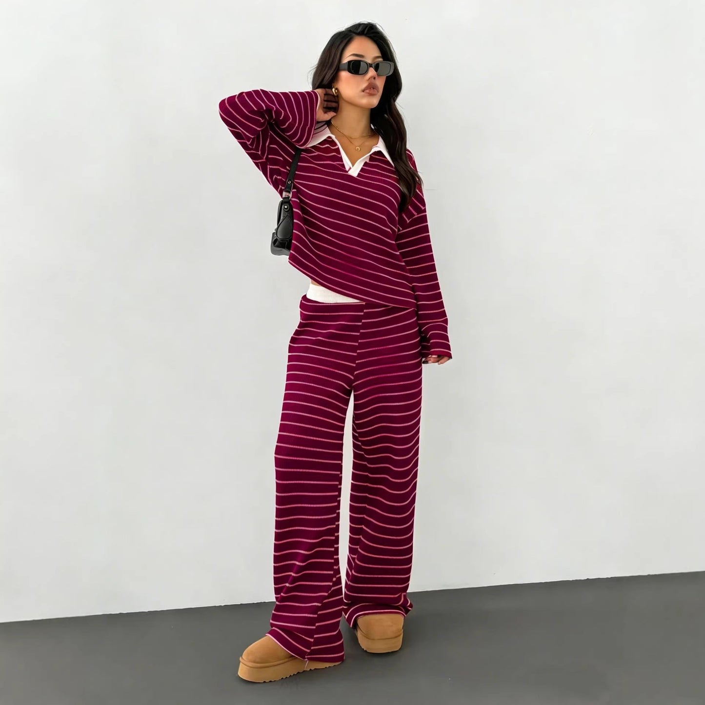 Damen Strick-Set mit breiten Streifen und Samtkragen