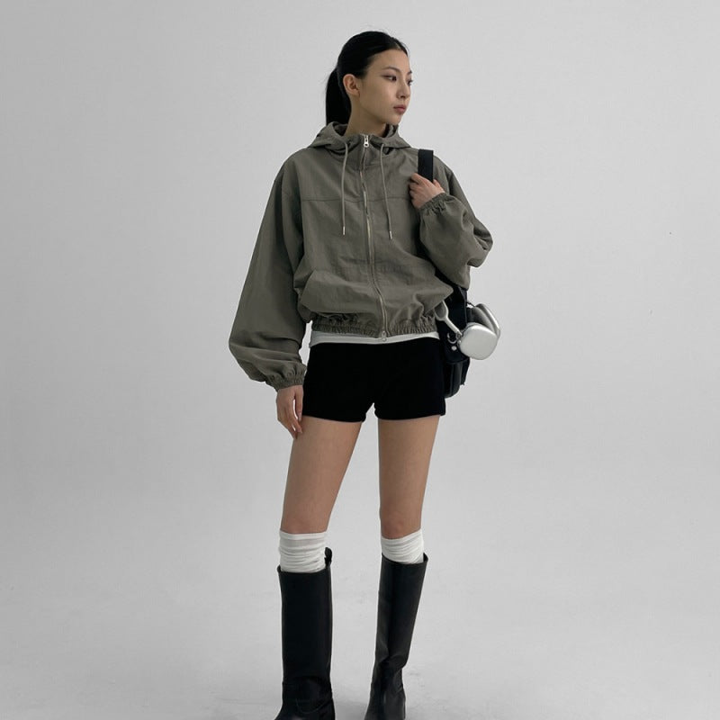 Damen Sportjacke mit kurzen Hosen Eveloria