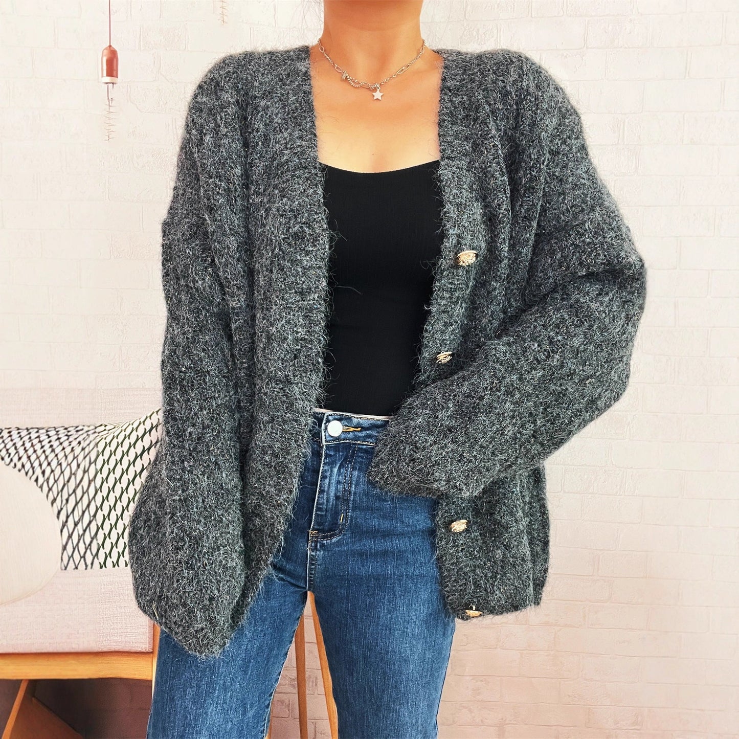 Damen Strickjacke Oversized Weiches Material Goldene Knöpfe Beige