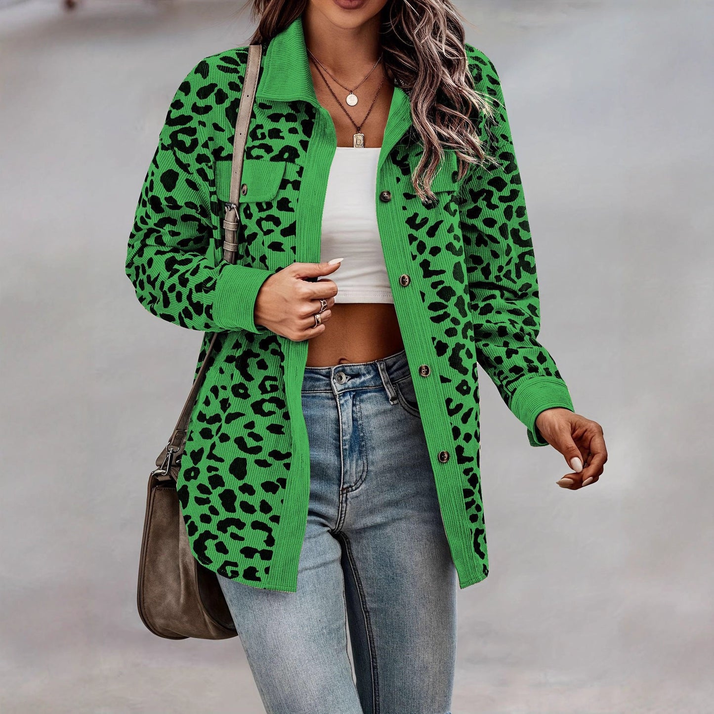 Damen Kordjacke Leo-Print Brusttaschen Eveloria