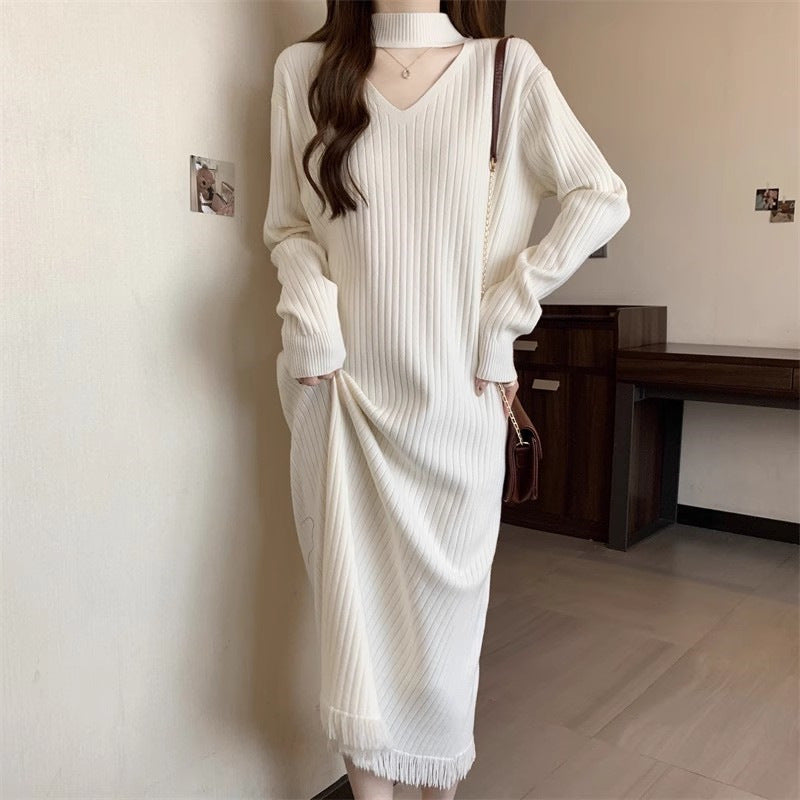 Damen Strickkleid V-Ausschnitt Fransen