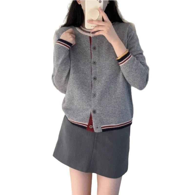 Damen Strickjacke Kontrastbündchen Knopfdetails Eveloria