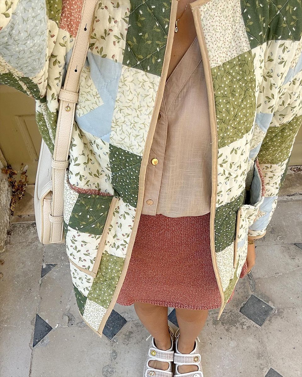 Damen Steppjacke Patchwork Floralmuster mit Knöpfen Eveloria