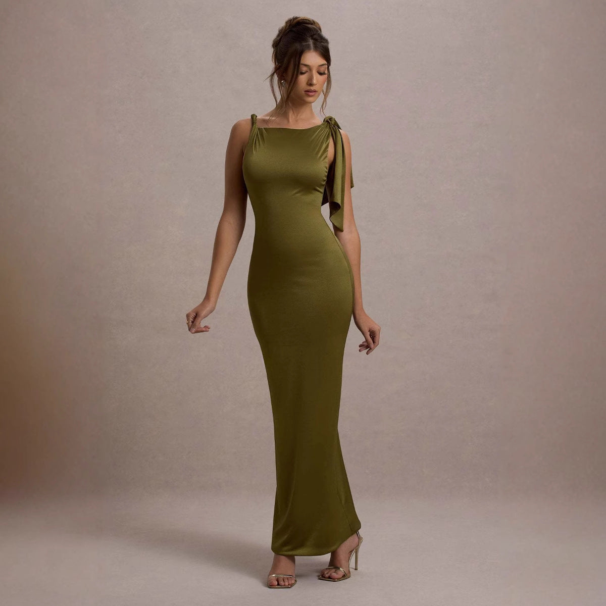 Damen Maxikleid Asymmetrischer Träger Figurbetont Eveloria