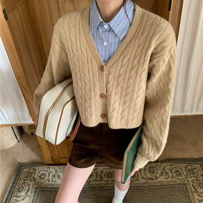 Damen Strickjacke Kurz Breite Ärmel Knöpfe Beige