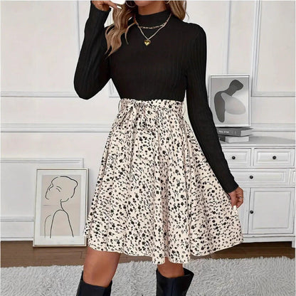 Damen Minikleid Floralmuster Kontrastoberteil Eveloria