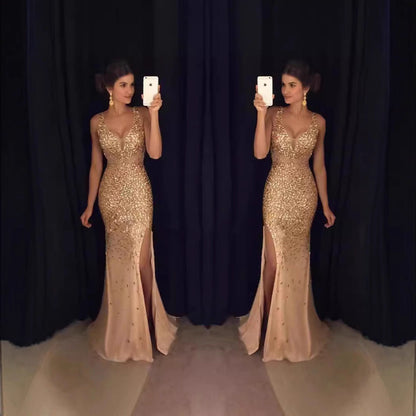 Damen Abendkleid Glitzernd Tiefes Dekolleté Schwarz Eveloria - Eveloria