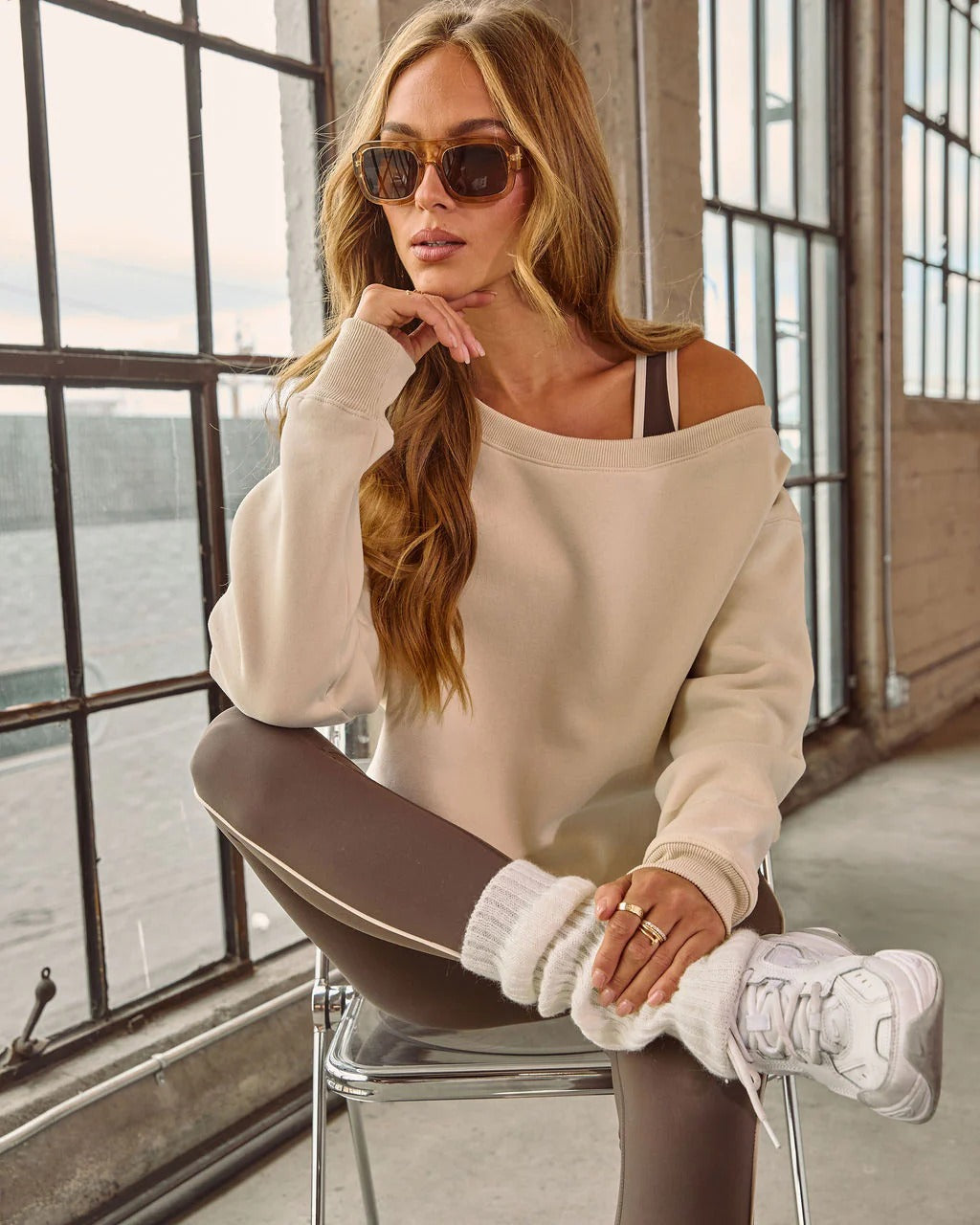 Damen Off-Shoulder Pullover Breite Ärmel Modisch Eveloria