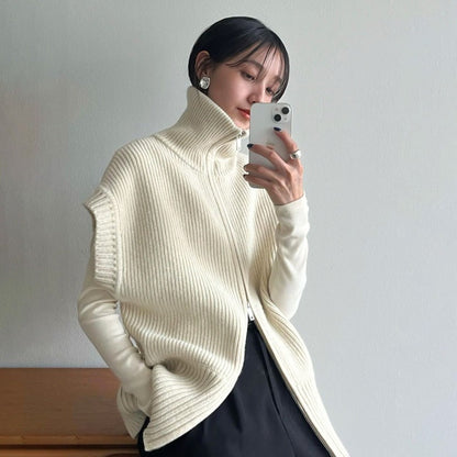 Damen Strickponcho Hochkragen Kuschelweiß