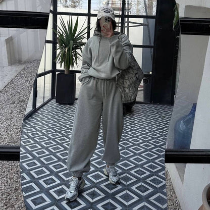 Damen Oversized Sweatanzug mit Kapuze und Bündchen Eveloria