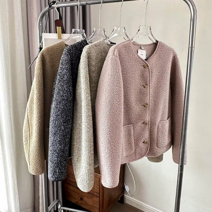 Damen Strickjacke mit Knöpfen und Taschen Schwarz Eveloria - Eveloria