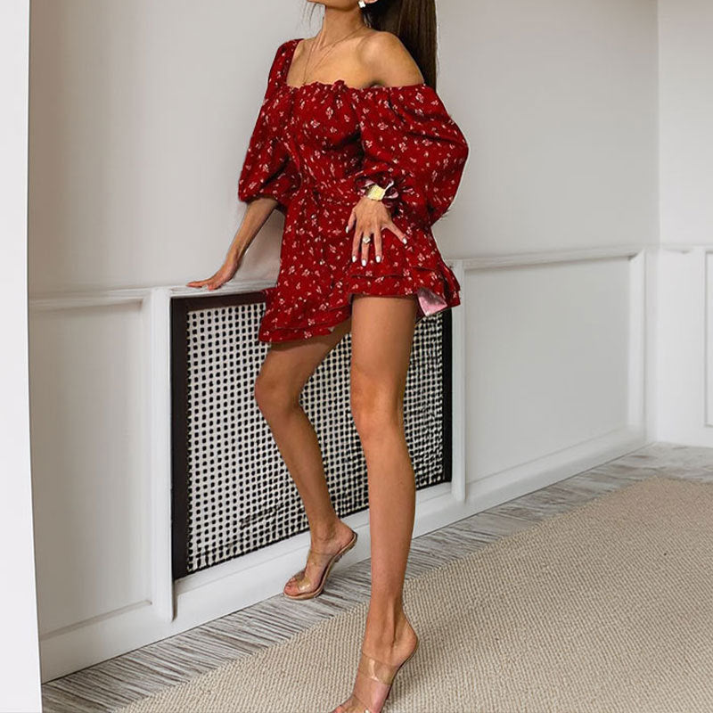 Damen Minikleid Schulterfrei Rüschen Saum Eveloria