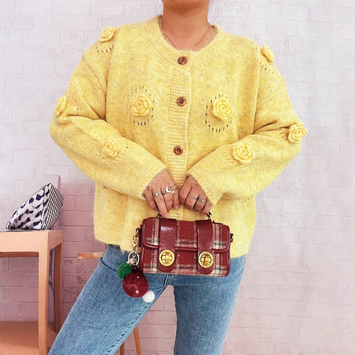 Damen Strickjacke Eveloria mit Floralmuster und Knöpfen