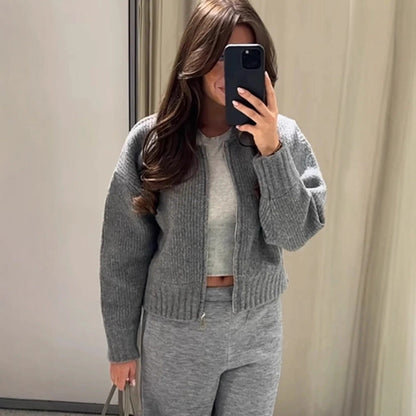 Damen Strickjacke Voluminöse Ärmel Reißverschluss Eveloria