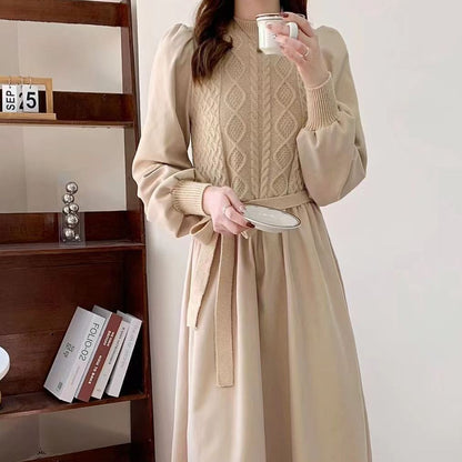 Damen Strickkleid Voluminöse Ärmel Strukturiert Eveloria