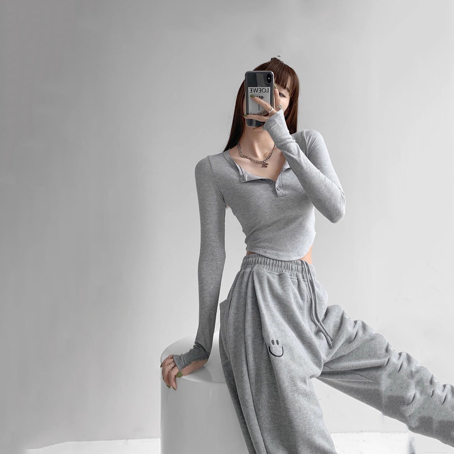 Damen Langarmshirt Dekorativ Knöpfe Lässig Weiß