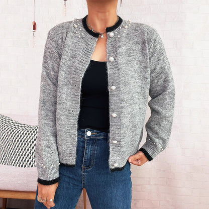 Damen Strickjacke Edel mit Perlenverzierungen und Knöpfen