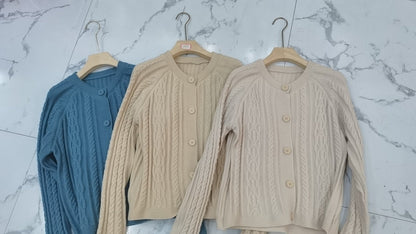 Damen Grobstrickjacke Zopfmuster Breite Ärmel Eveloria