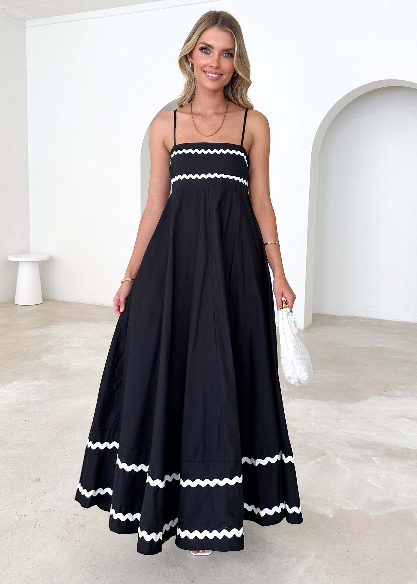 Damen Maxikleid A-Linie Sommer Raffinierte Zierborten Eveloria