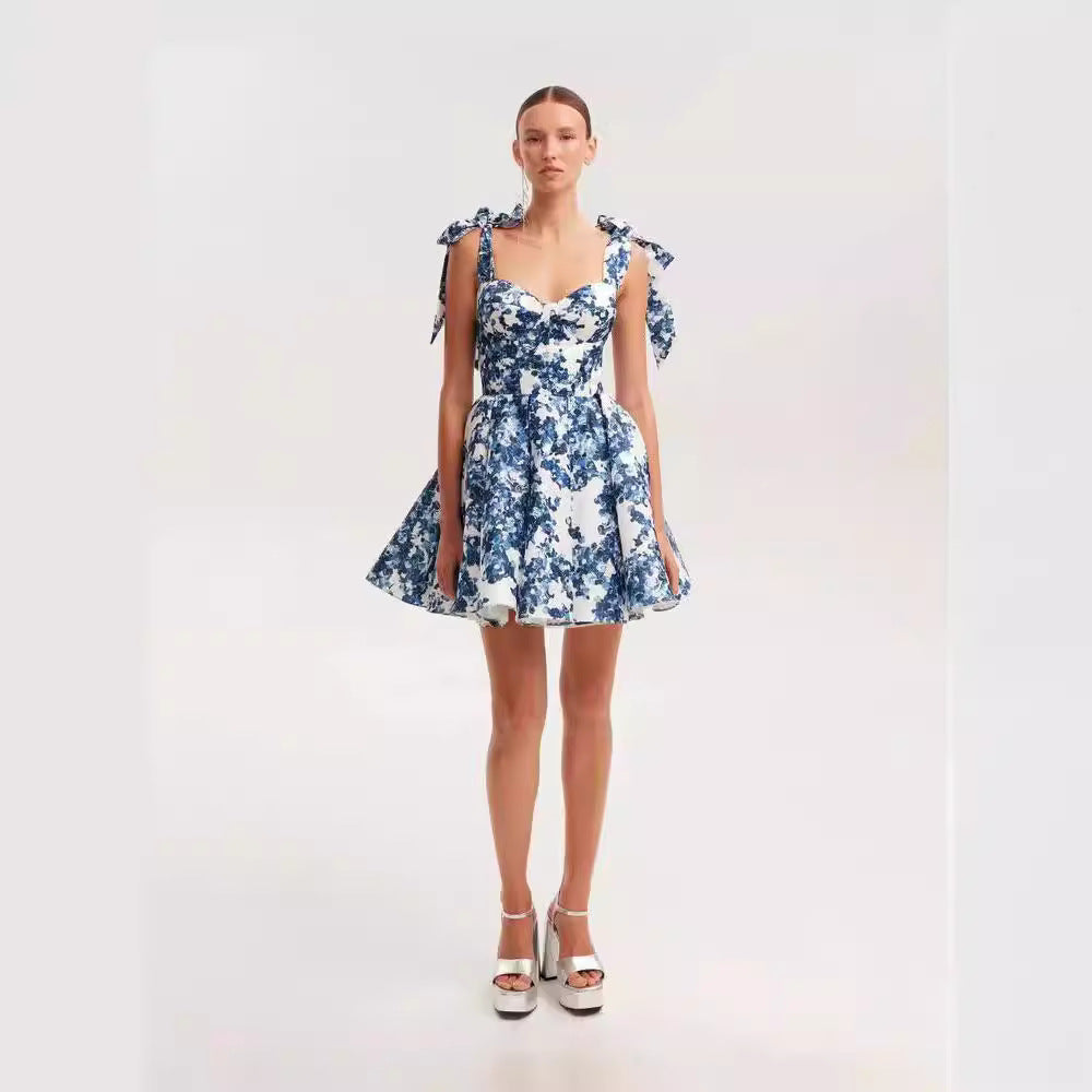 Damen Minikleid Floralmuster Raffinierte Träger