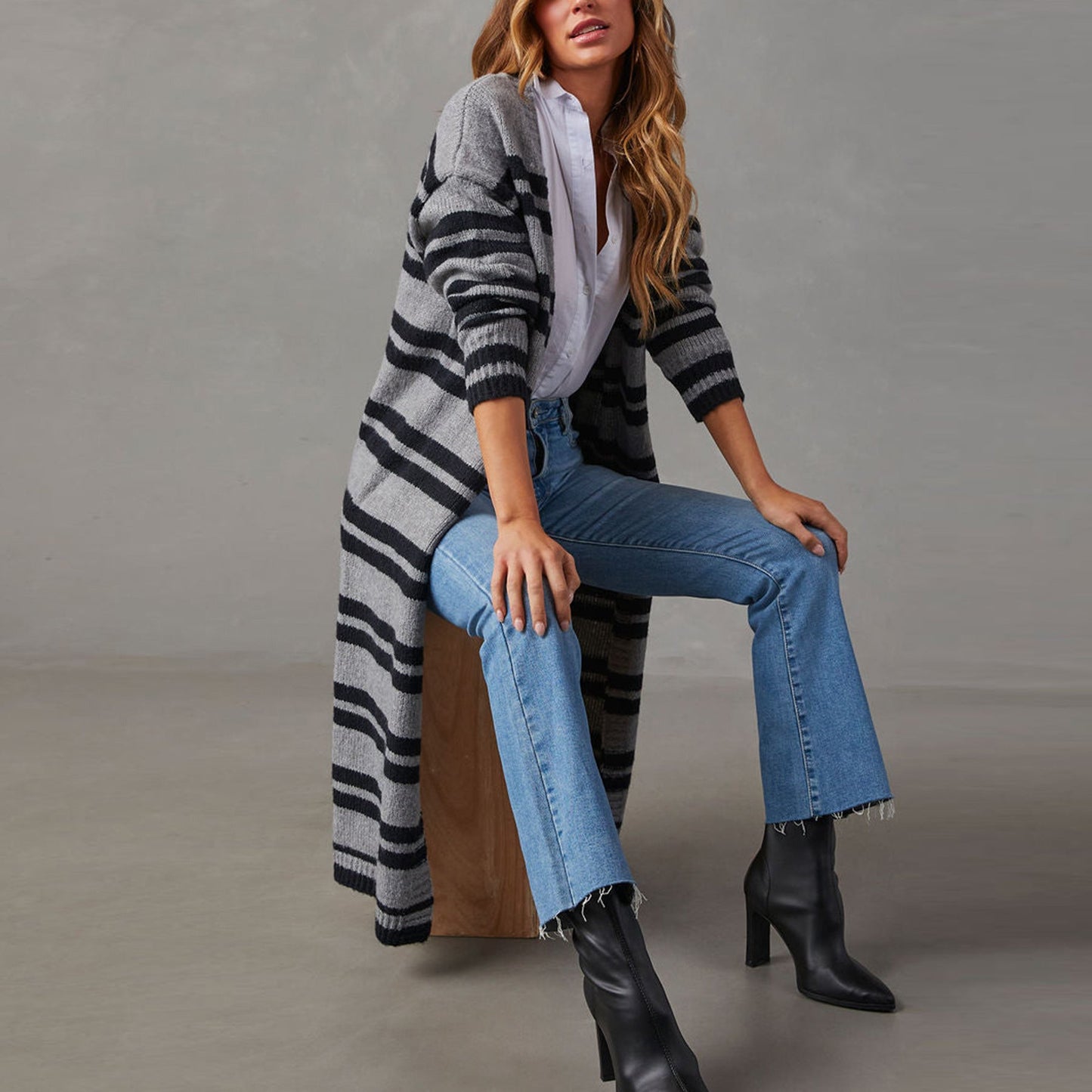 Damen Strickjacke Streifenmuster Lang Eveloria