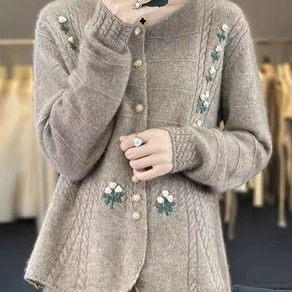 Damen Strickjacke Florale Stickereien Eveloria - Eveloria