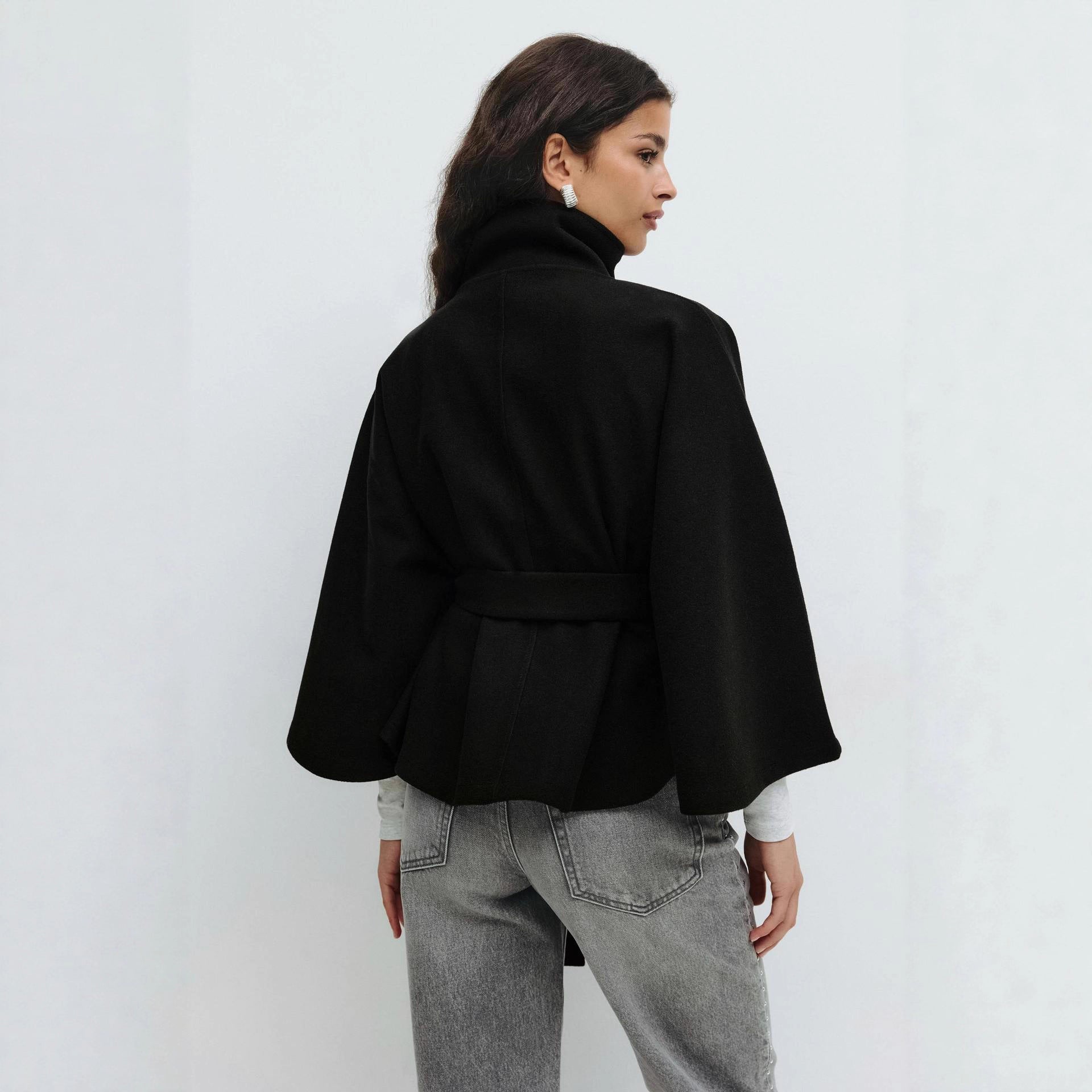Damen Cape-Jacke mit Gürtel Elegantes Design Schwarz - Eveloria