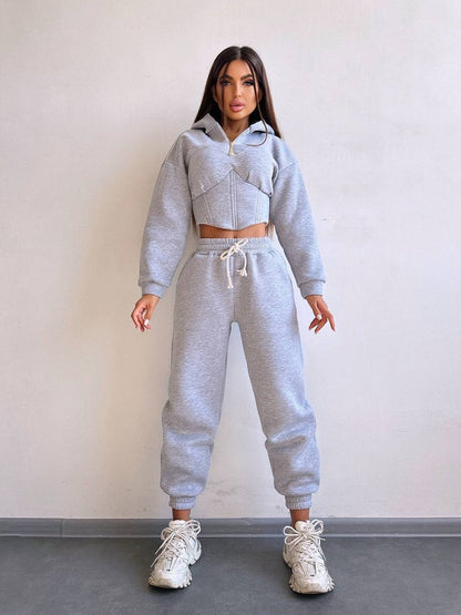 Damen Sportoutfit Cropped Jacke Jogginghosen Eveloria