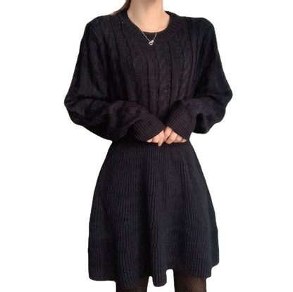 Damen Strickkleid Zopfmuster Figurbetonend Schnitt Eveloria