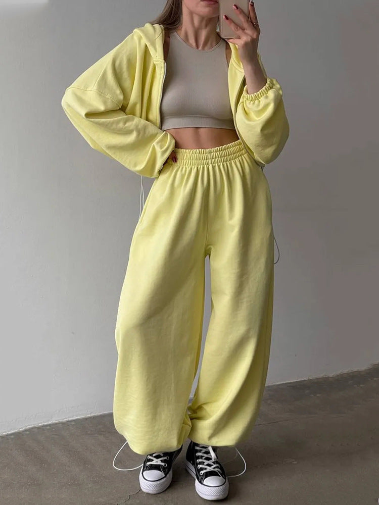 Damen Hoodie Set mit Cropped Hoodie und weiter Hose Eveloria