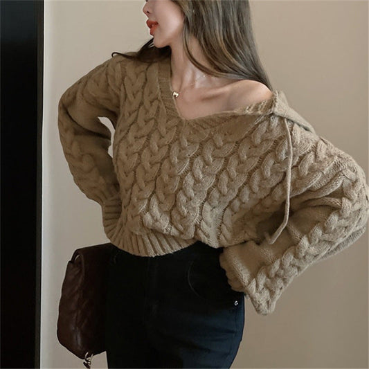 Damen Grobstrick-Poncho mit Kapuze zeitgemäßes Design Schwarz - Eveloria