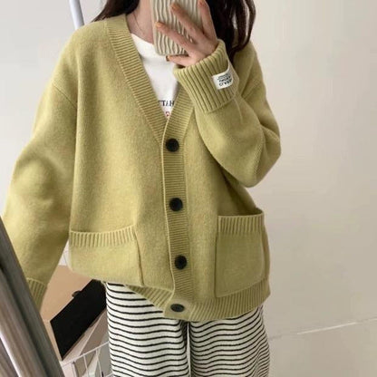 Damen Oversized Cardigan Große Taschen Knöpfe Beige - Eveloria