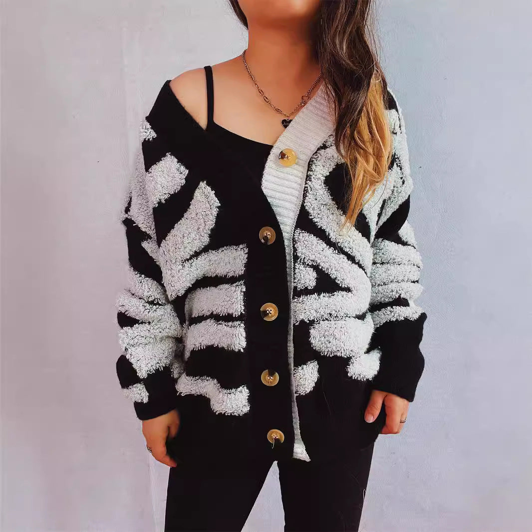 Damen Strickjacke Grafisches Muster Luxusknöpfe Eveloria