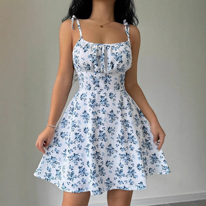 Damen Minikleid Sommerliches Floralmuster Breite Träger Eveloria