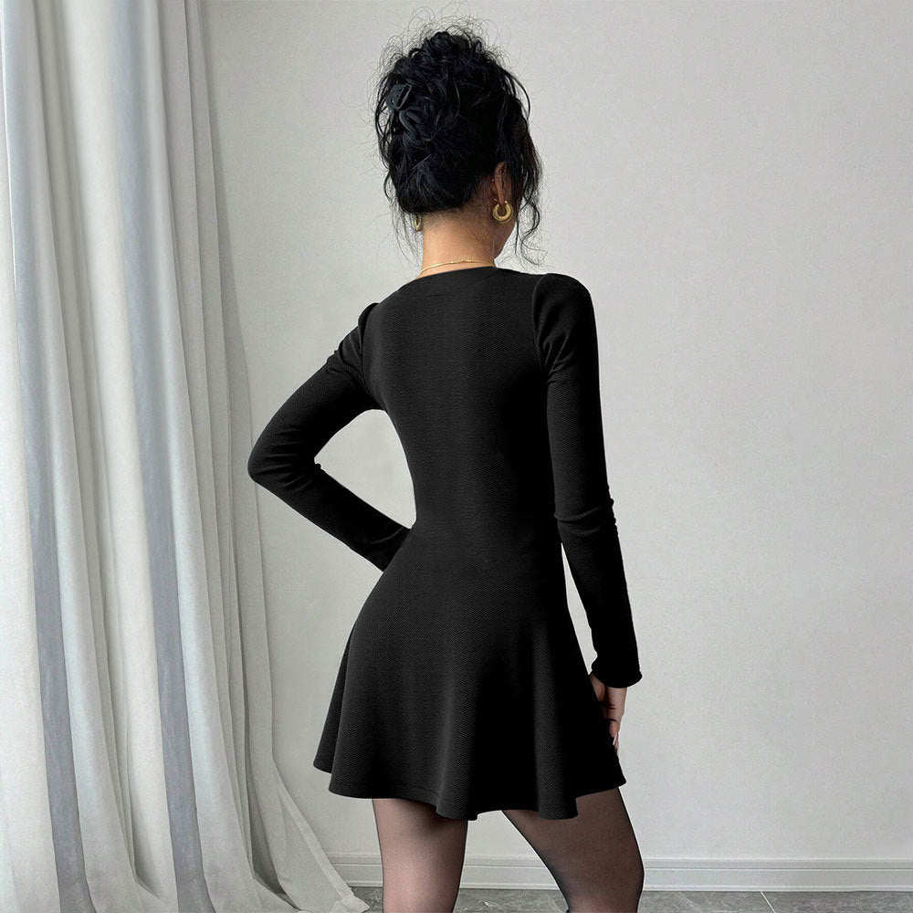 Damen Strickkleid Knielang V-Ausschnitt Knopfleiste Eveloria