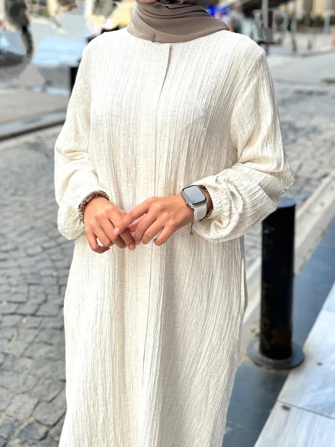 Damen Langarmkleid Rüschensaum Struktur Eveloria