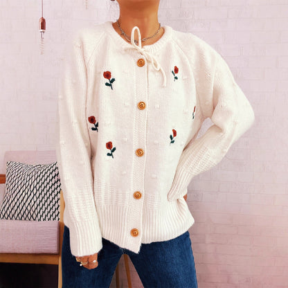 Damen Strickjacke Blumenstickerei Knopfverschluss