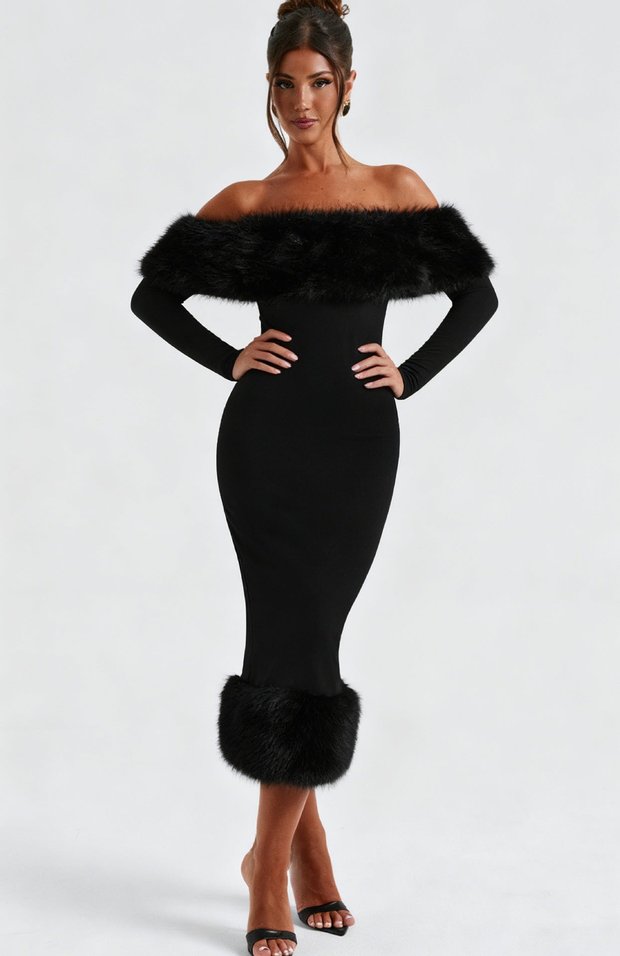 Damen Kleid Figurbetont mit abnehmbarem Kunstfell Eveloria