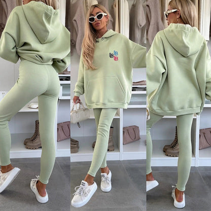 Damen Oversized Hoodie mit Logo und Leggings Bunt